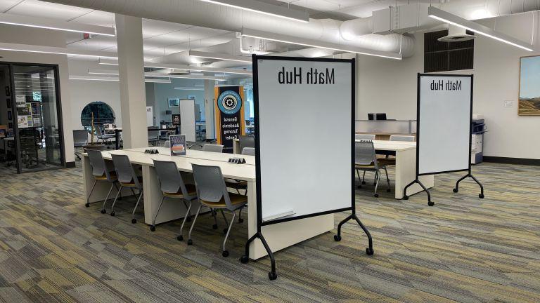 math hub in the library